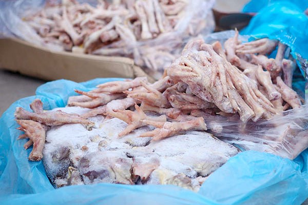 Chan-ga-dong-lanh-kem-chat-luong