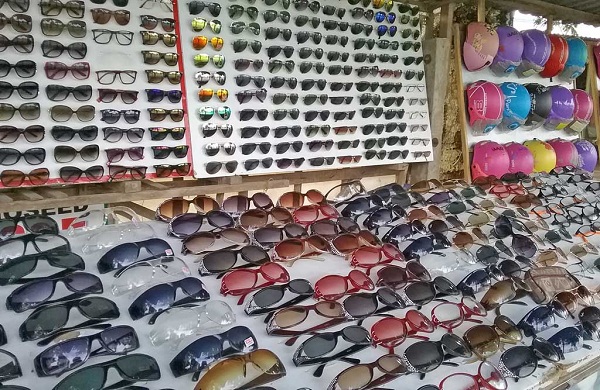 Kinh-gia-bay-ban-tran-lan-voi-du-cac-muc-gia