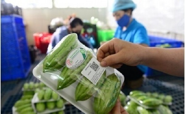 ap-dung-tem-QR-code-cho-thuc-pham