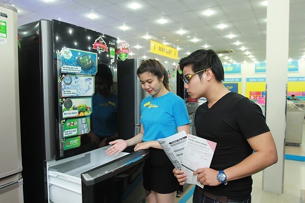 dien-may-xanh-moi-ngay-xuat-kho-hang-tram-san-pham dien-may-xanh-moi-ngay-xuat-kho-hang-tram-san-pham