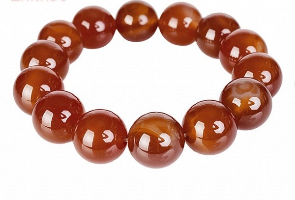 Vài mẹo nhỏ giúp mua vòng tay mã não chính hãng