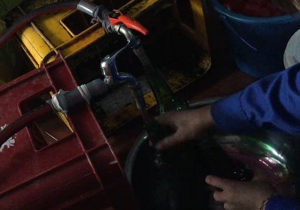 Pha chế rượu theo quy trình tối giản Pha chế rượu theo quy trình tối giản