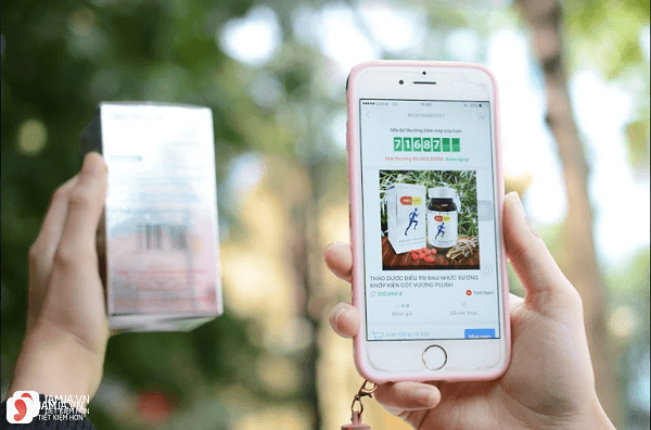 Người tiêu dùng chỉ cần quét mã vạch mỹ phẩm là hiển thị tất cả các thông tin Người tiêu dùng chỉ cần quét mã vạch mỹ phẩm là hiển thị tất cả các thông tin