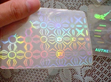Tem chống giả hologram là gì?